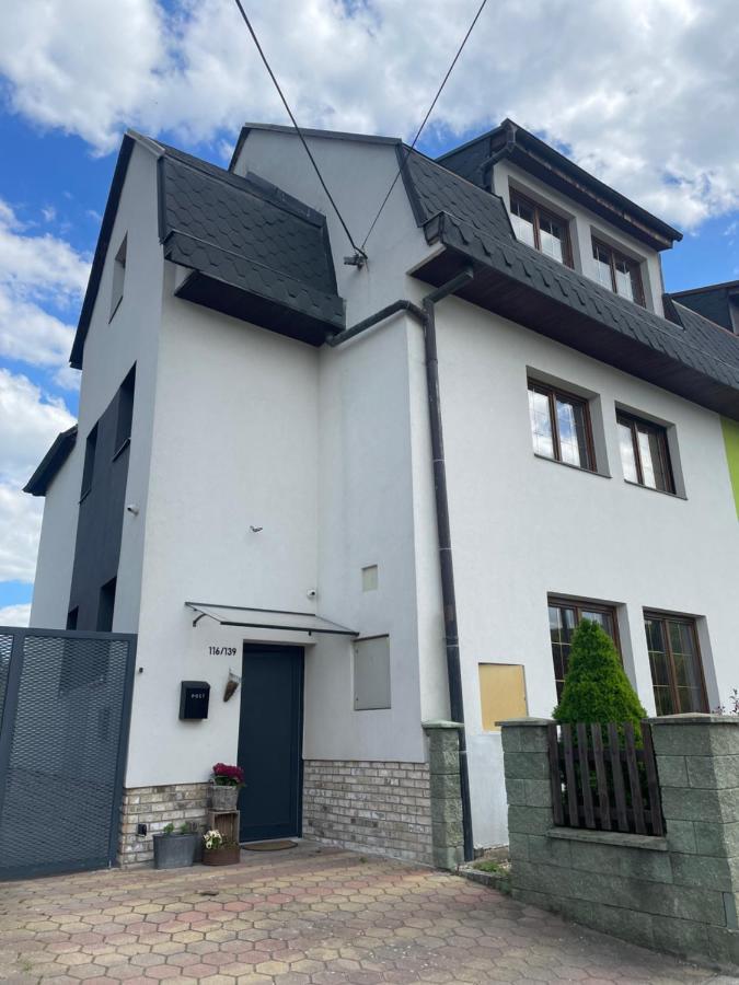 Apartment Dubnica-Prejta 2 Dubnica nad Váhom Exterior foto